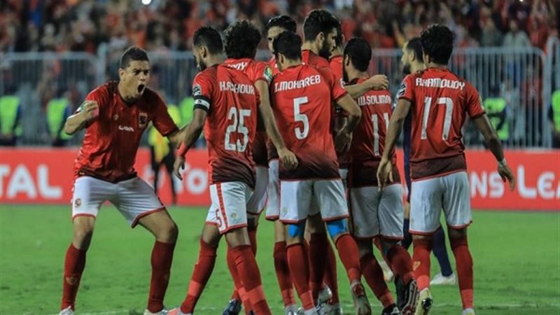 الأهلي والنجوم