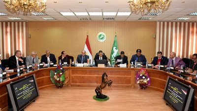 محافظ الشرقية يلتقي بأعضاء مجلس النواب لهذا السبب !