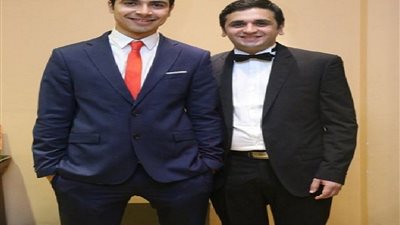 خاطر وأنور وآيتن عامر يتعاقدون على طلقة حظ