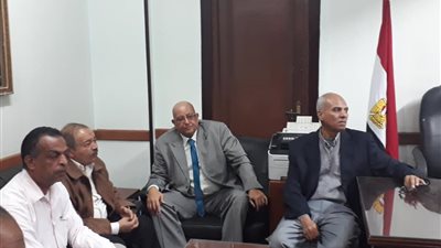 وكيل منطقة البحر الأحمر الأزهرية يناقش تعليمات امتحانات الفصل الدراسي الأول