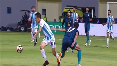 تعادل مثير بين بيراميدز وإنبي في الشوط الأول