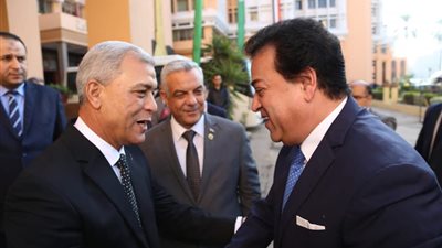 محافظ المنوفية يستقبل وزير التعليم العالي وأعضاء المجلس الأعلي للجامعات