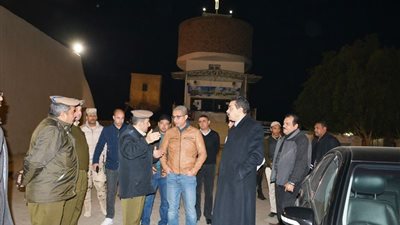قبل أعياد رأس السنة.. محافظ سوهاج ومدير الأمن يتفقدان محيط الأديرة والكنائس