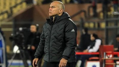 محاضرة فنية للاعبي الأهلي قبل مواجهة جيما الإثيوبي  