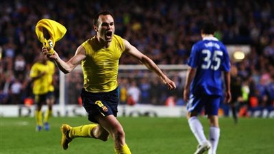 كورة زمان.. إنييستا يذبح تشيلسي ويمنح برشلونة بطاقة الصعود لنهائي الأبطال  
