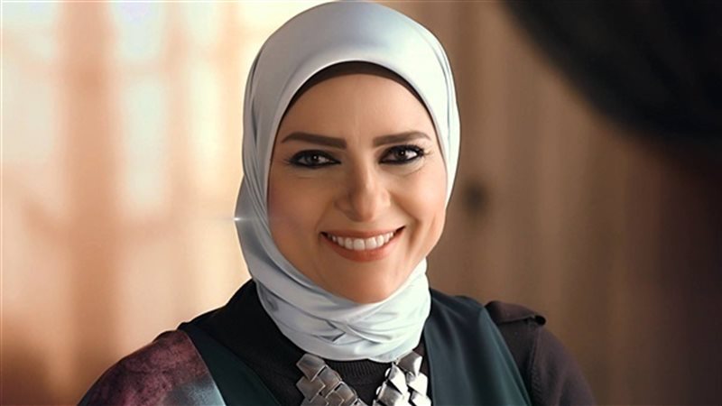 الاعلامية دعاء فاروق