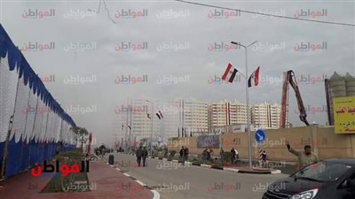 بالزغاريد والأعلام.. أهالي الإسكندرية يستقبلون السيسي 