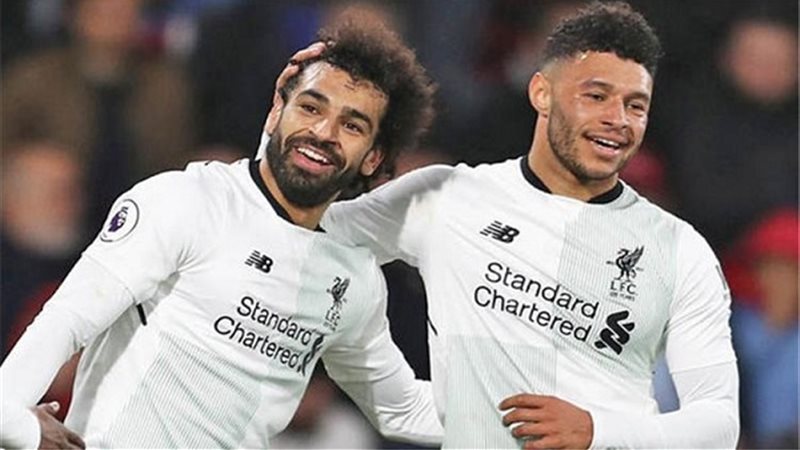 محمد صلاح وتشامبرلين