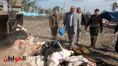 بالصور.. حرق وإعدام 1500 كيلو لحوم فاسدة بدائرة قسم طهطا 