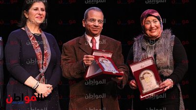 صور| تكريم طفل فيلم 