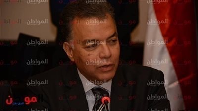 وزير النقل يؤكد أهمية تنفيذ نظام الشباك الواحد لربط المجتمع المينائي