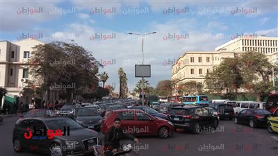 صور.. زحام مروري في شوارع الجيزة وأمام حديقة الحيوان اليوم
