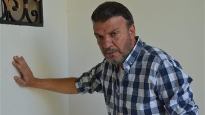 أحمد سلامة مهرِّب في فيلمه الجديد 