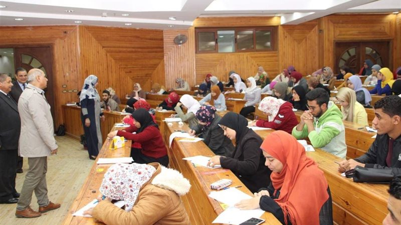 رئيس جامعة كفر الشيخ