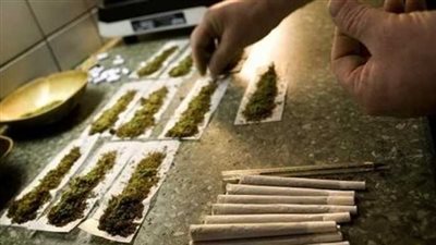 القبض على عشريني إثر حيازته 90 جرام حشيش