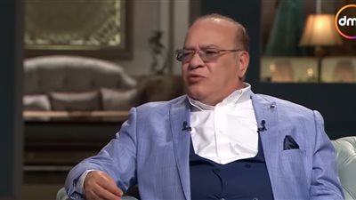 فيديو.. صلاح عبد الله يحكي موقف كوميدي لزوجته قبل تسجيل حلقة صاحبة السعادة