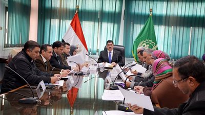 محافظ القليوبية يترأس اجتماع مجلس أمناء مكتبة مصر العامة