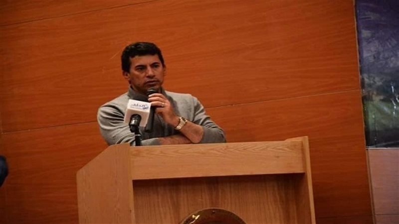 اشرف صبحي وزير الشباب