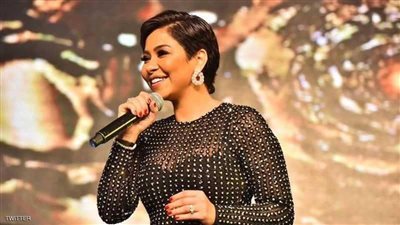تامر أمين يعرض فيديو شيرين عبد الوهاب المسيئ لمصر