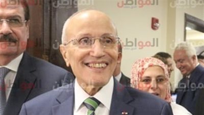 العصار يتفقد خطوط إنتاج مصنع 81 الحربى