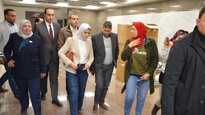 لتطبيق منظومة التأمين الصحي.. وزيرة الصحة تتفقد مستشفى التضامن ببورسعيد