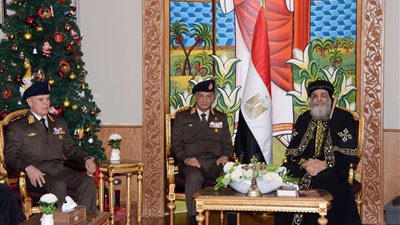صور | وزير الدفاع يهنئ البابا تواضروس الثانى بمناسبة عيد الميلاد المجيد