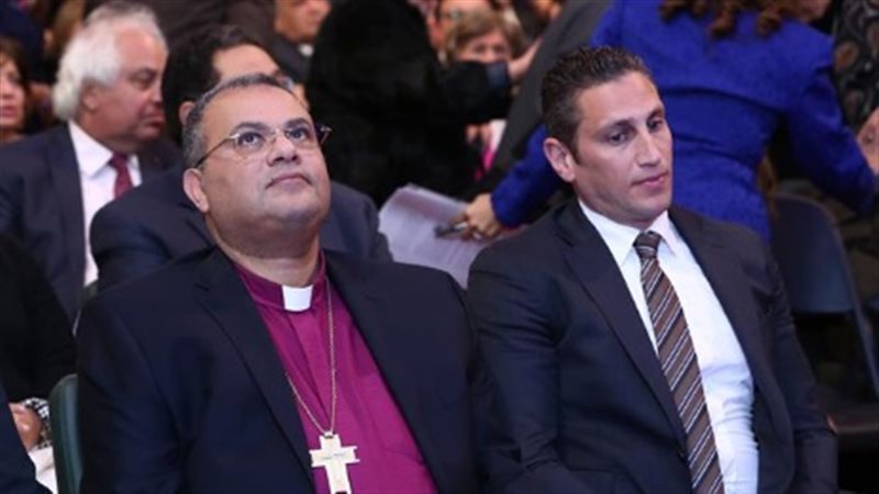 مندوب السيسي في حضرة