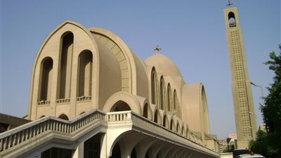 الكنيسة المرقسية الكبرى تمنع دخول السيارات ..  لهذا السبب