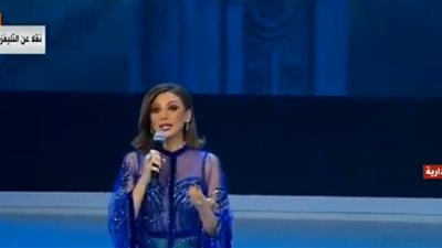 أنغام تتألق خلال افتتاح مسجد الفتاح العليم وكاتدرائية ميلاد المسيح 