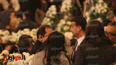 صور| طارق الخولي يصل كاتدرائية ميلاد المسيح قبل افتتاحها 