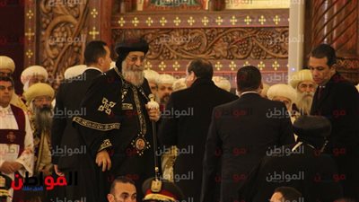 صور| الرئيس السيسي يغادر كاتدرائية ميلاد المسيح 