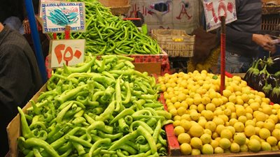 أسعار الخضروات والفاكهة اليوم الأثنين في عيد الميلاد المجيد 2019 ..ارتفاع جديد 