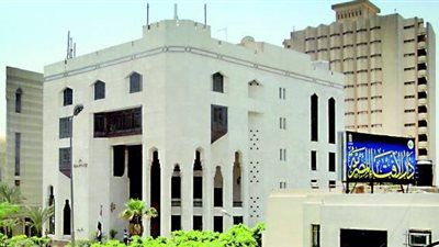 بتشيلي دهب لبنتك .. هذا حكم زكاة المال فى الذهب المدخر للبنات
