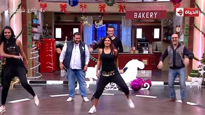 فيديو.. شريف مدكور يرقص على الهواء  