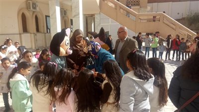 صور | مكتبة الطفل والشباب تحتفل بأعياد الميلاد بكنيسة الملاك ميخائيل بسنورس