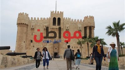 صور| المسلمون يشاركون الأقباط احتفالاتهم بـ عيد الميلاد المجيد 2019 في قلعة قايتباى
