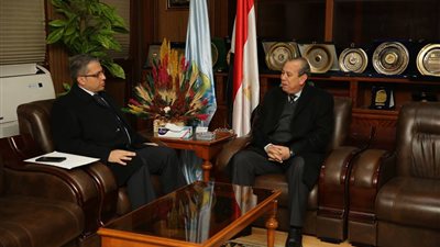 محافظ كفرالشيخ يبحث سبل مواجهة الفساد مع رئيس فرع الرقابة الإدارية