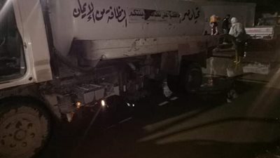 صور.. شفط مياه الأمطار من شوارع حوش عيسى بالبحيرة