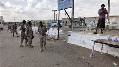 حول العالم.. هجوم حوثي على عرض عسكري وروسيا تستدعي سفير اليابان