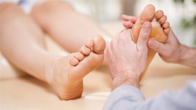 النقرس نوع من التهاب المفاصل.. إعرفى لماذا يحدث؟