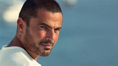عمرو دياب يصدم جمهوره بهذه الصورة