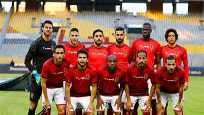 اليوم.. الأهلي يخوض مرانه على ملعب برج العرب