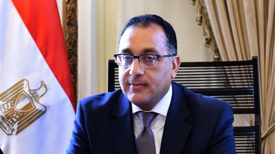 الحكومة في أسبوع .. قرارات وزارية بشأن التصنيع وسيناء
