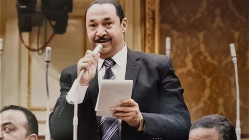 منفذ صرف ألبان الأطفال