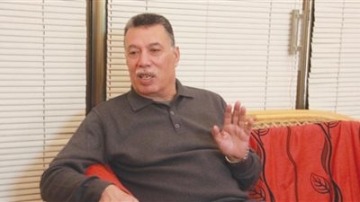 القيادى بفتح 