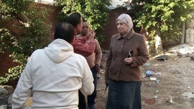 رئيس حي الجمرك في الإسكندرية تضع حلاً لأراضي الخرابات