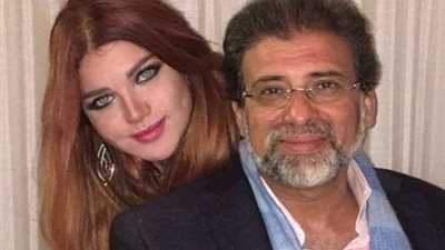 بعد صورتهما.. خالد يوسف يقصف جبهة ياسمين الخطيب بهذا الرد