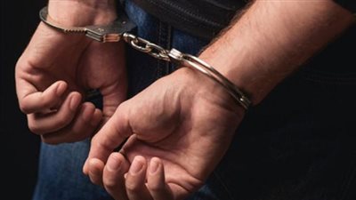 ضبط عاطل يتاجر في الهيروين بالخانكة 