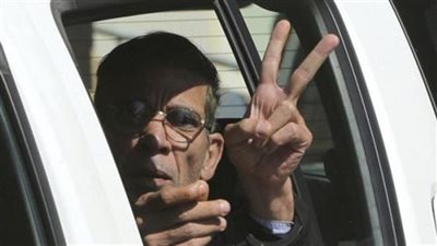 خاطف الطائرة المصرية ببرج العرب ينتظر مصيره