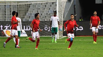 الأهلي وفيتا كلوب.. التعادل السلبي يسيطر على المباراة بعد مرور 30 دقيقة 